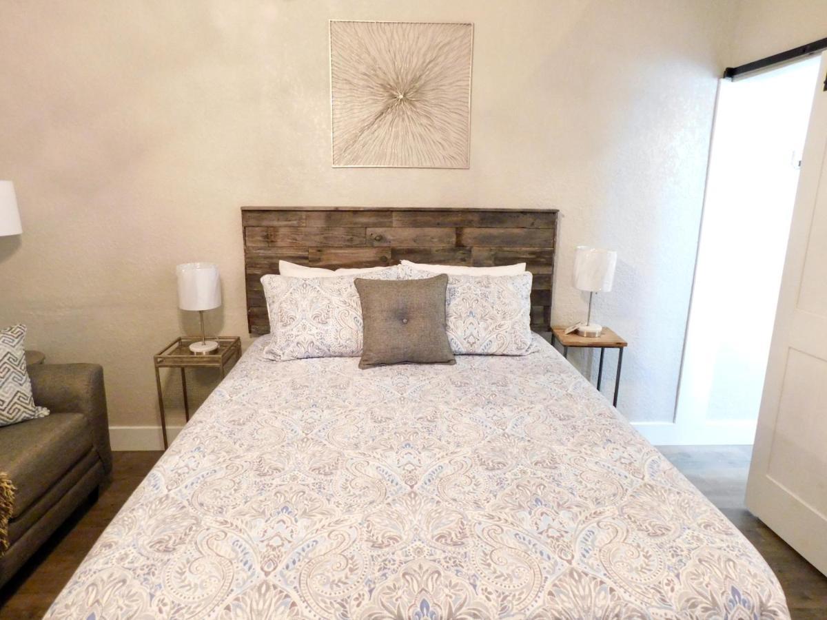 Budget Friendly Condo Within Walking Distance To The Beach! กัลฟ์ชอร์ส ภายนอก รูปภาพ